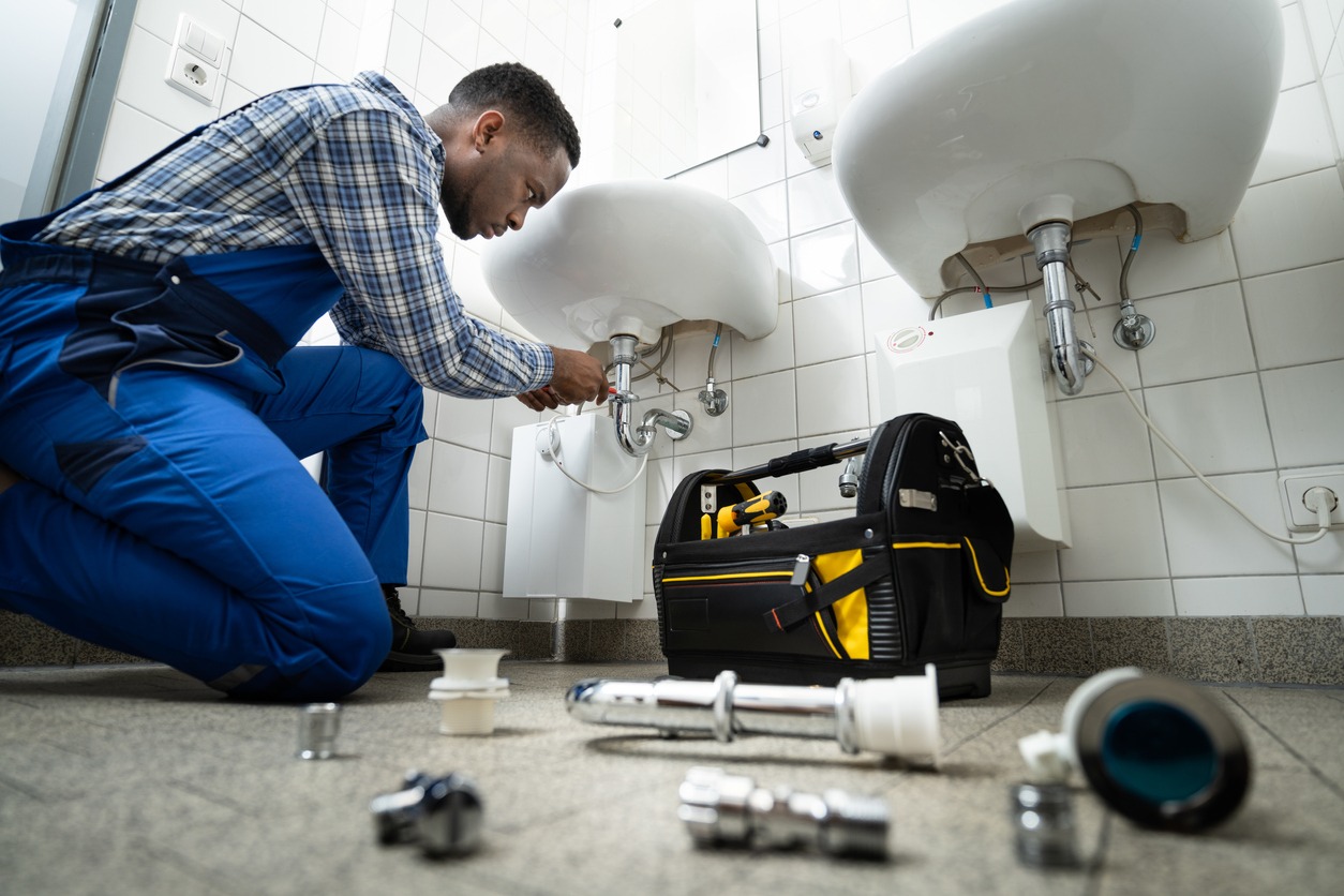 Plumbing Services - 24/7 3