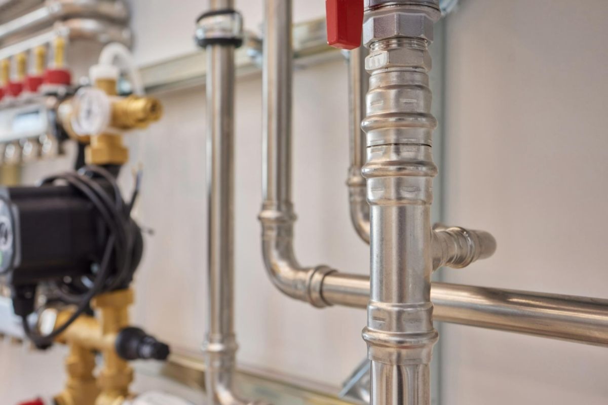 Plumbing Services - 24/7 4